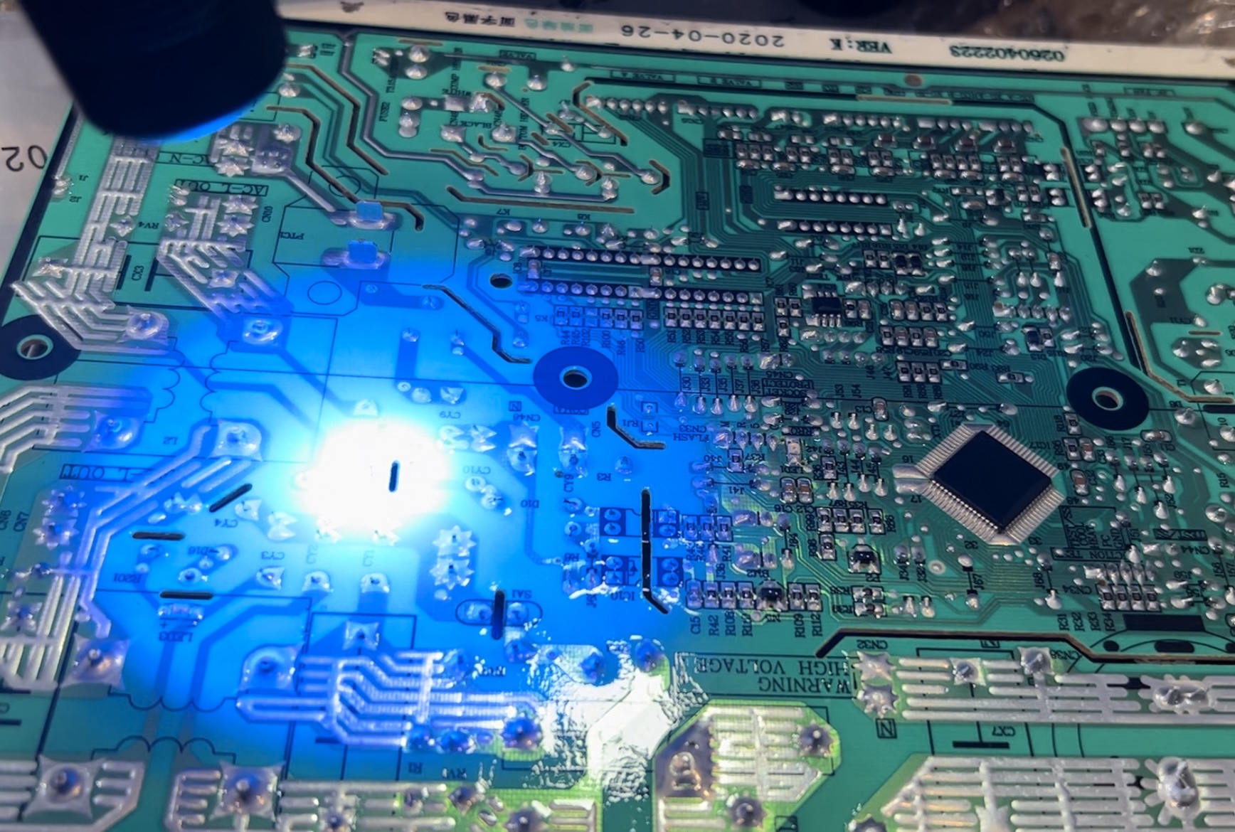 线路板返修时，如何去除固化后的PCB三防胶?